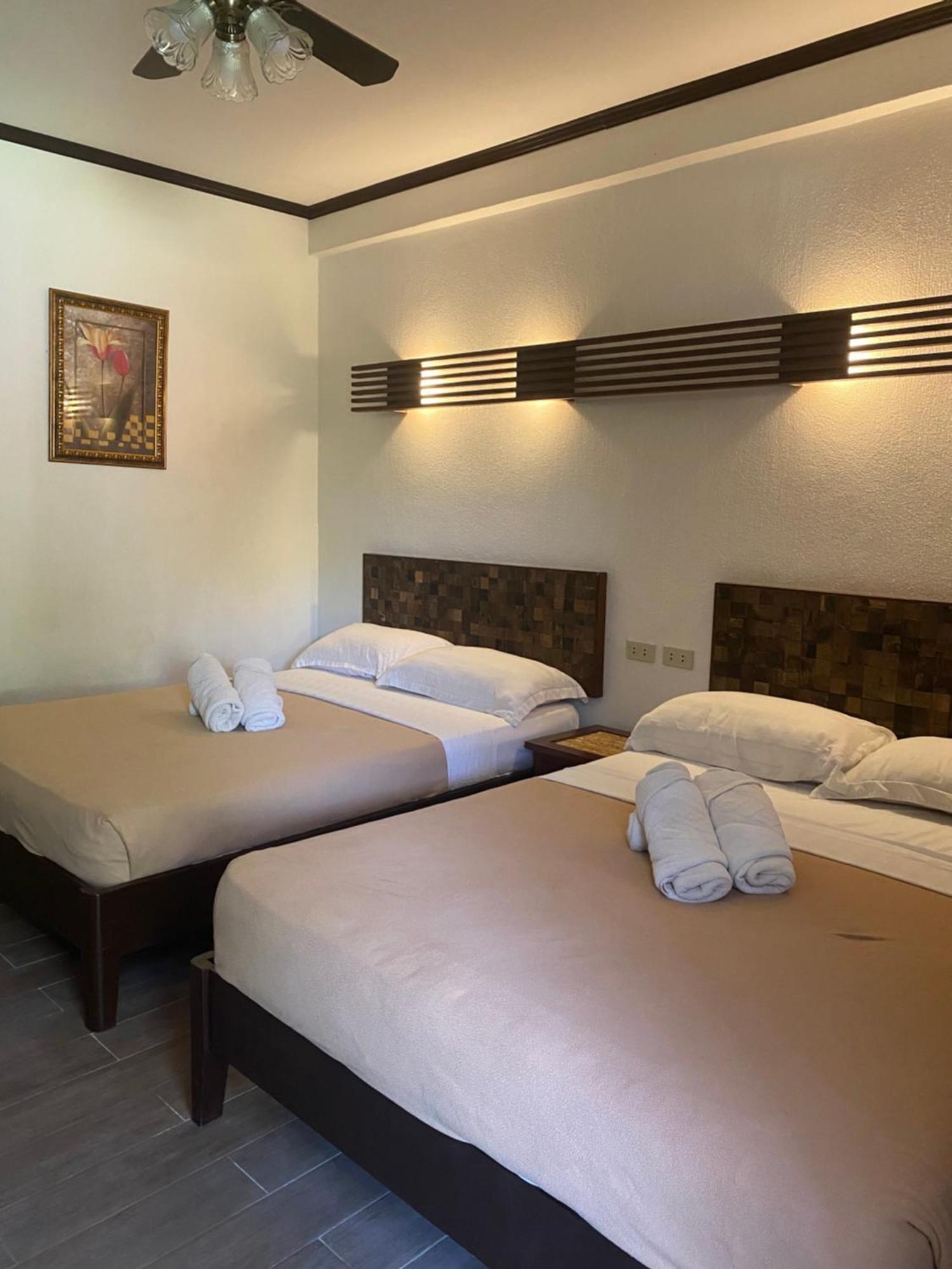 El Puerto Marina Beach Resort & Vacation Club Lingayen Exterior foto
